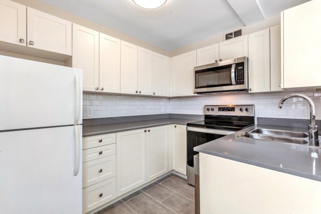 Ottawa Apartment 1 b. $1,580/month. Apartment for rent in Ottawa