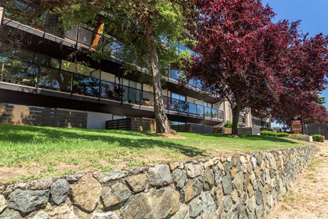 Victoria Apartment Studio $1,495/month. Apartment for rent in Victoria