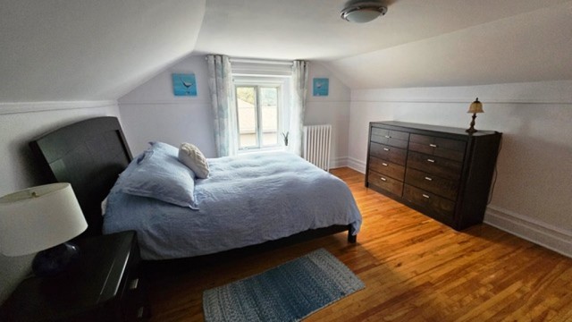 Longueuil  3 b. $90/day. Apartment for rent in Longueuil