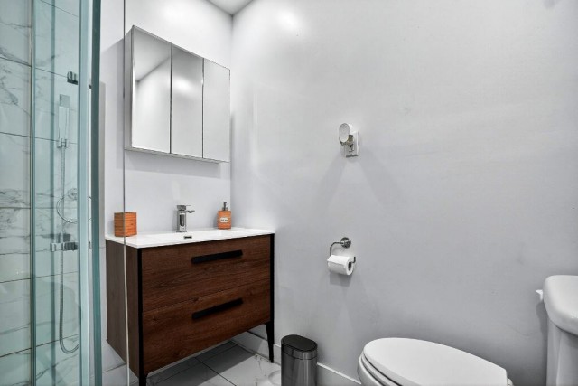 Notre-Dame-de-Grace  3 b. $90/day. Apartment for rent in Notre-Dame-de-Grace