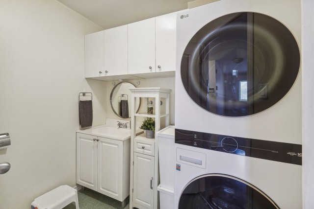 Hochelaga-Maisonneuve  3 b. $110/day. Apartment for rent in Hochelaga-Maisonneuve