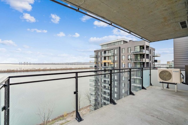 Brossard Apartment 3 b. $3,495/month. Apartment for rent in Brossard