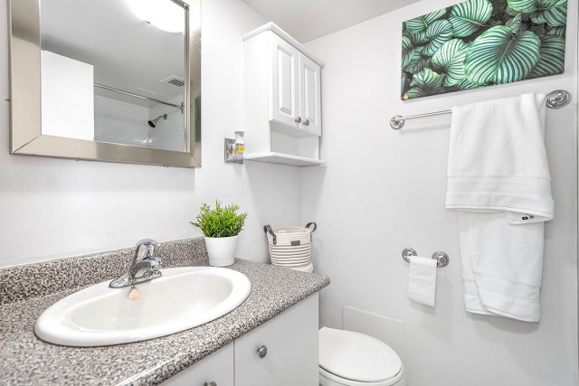 Laval-des-Rapides Apartment 2 b. $1,450/month. Apartment for rent in Laval-des-Rapides