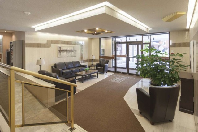 Pointe-Claire Apartment 3 b. $2,575/month. Apartment for rent in Pointe-Claire