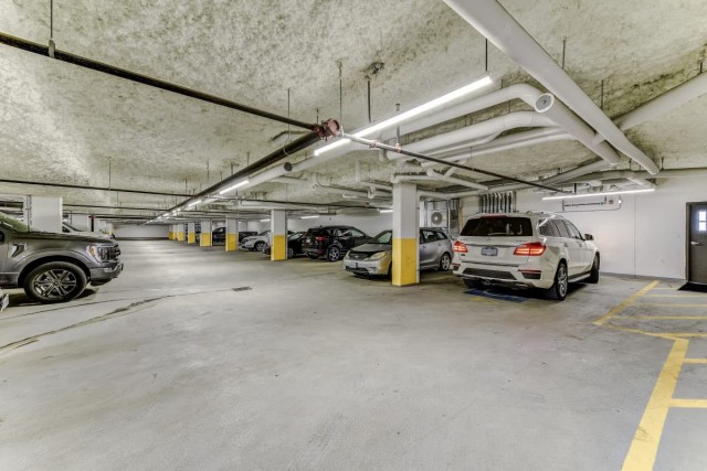 Kelowna Apartment 1 b. $1,850/month. Apartment for rent in Kelowna