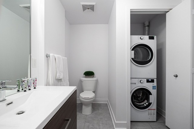 Quartier latin and south-central Apartment 2 b. $1,895/month. Apartment for rent in Quartier latin and south-central