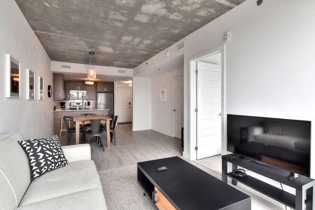 Quartier latin and south-central Apartment 1 b. $1,590/month. Apartment for rent in Quartier latin and south-central