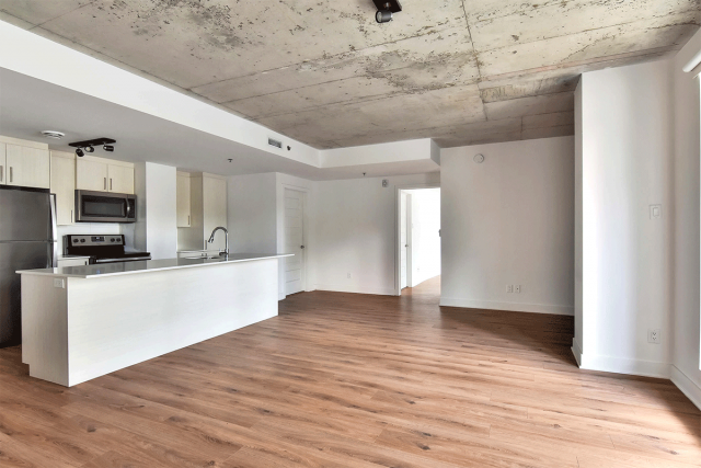 Quartier latin and south-central Apartment 1 b. $1,715/month. Apartment for rent in Quartier latin and south-central