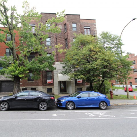 Cote-des-Neiges Apartment 1-2 b. $1,395/month. Apartment for rent in Cote-des-Neiges