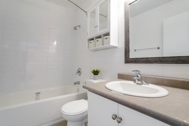 Oshawa Apartment 2 b. $1,895/month. Apartment for rent in Oshawa