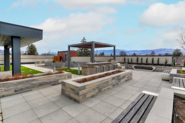 Kelowna Apartment 2-3 b. $3,295/month. Apartment for rent in Kelowna