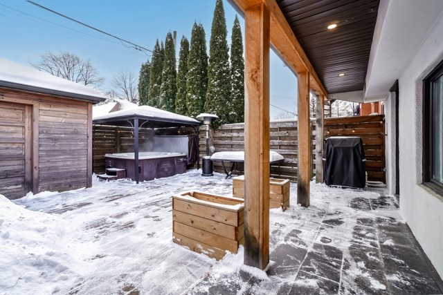 Ville-Emard and Cote-St-Paul  4+ b. $93/day. Apartment for rent in Ville-Emard and Cote-St-Paul