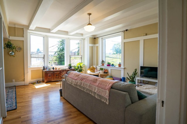 Victoria Apartment Studio $1,640/month. Apartment for rent in Victoria