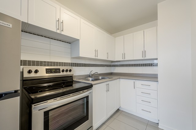 Brampton Apartment 1 b. $2,000/month. Apartment for rent in Brampton