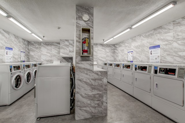 Mississauga Apartment 1 b. $1,825/month. Apartment for rent in Mississauga