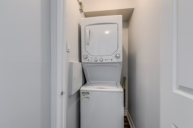 Mississauga Apartment 1 b. $2,095/month. Apartment for rent in Mississauga