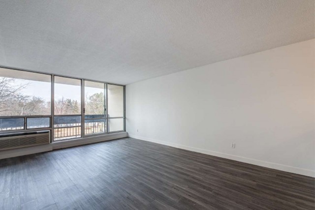 Mississauga Apartment 1-2 b. $2,240/month. Apartment for rent in Mississauga