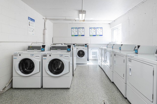 Notre-Dame-de-Grace Apartment 1 b. $995/month. Apartment for rent in Notre-Dame-de-Grace