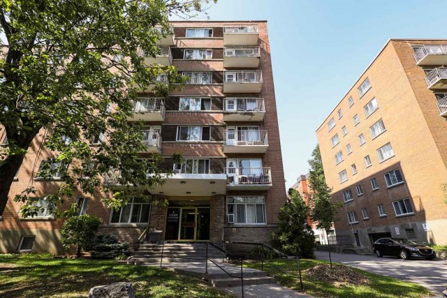 Notre-Dame-de-Grace Apartment 2 b. $1,395/month. Apartment for rent in Notre-Dame-de-Grace