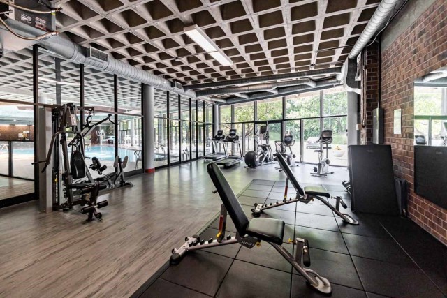 Hochelaga-Maisonneuve Apartment Studio $1,270/month. Apartment for rent in Hochelaga-Maisonneuve