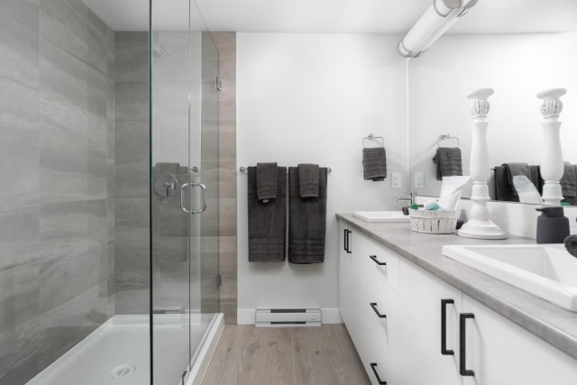 Kelowna Apartment 1 b. $1,900/month. Apartment for rent in Kelowna