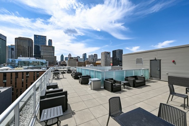 Quartier latin and south-central Apartment Studio $1,490/month. Apartment for rent in Quartier latin and south-central