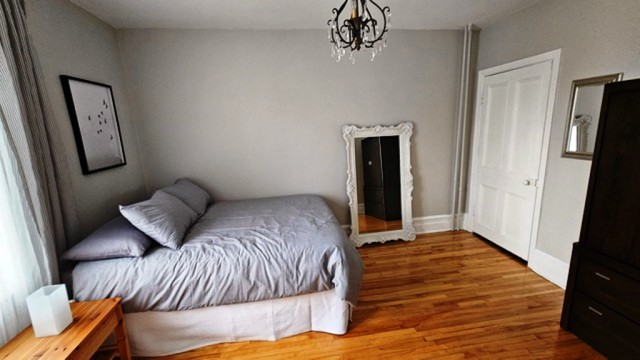 Longueuil  3 b. $100/day. Apartment for rent in Longueuil