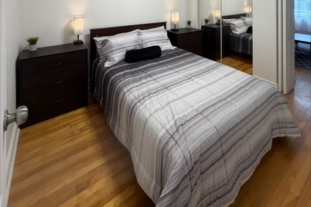 Hochelaga-Maisonneuve  1 b. $58/day. Apartment for rent in Hochelaga-Maisonneuve