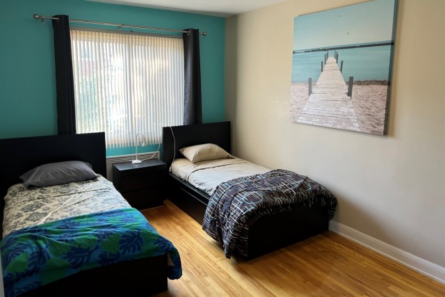 Ahuntsic and Cartierville  2 b. $84/day. Apartment for rent in Ahuntsic and Cartierville