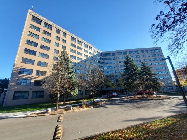 Mississauga Apartment 1 b. $1,750/month. Apartment for rent in Mississauga