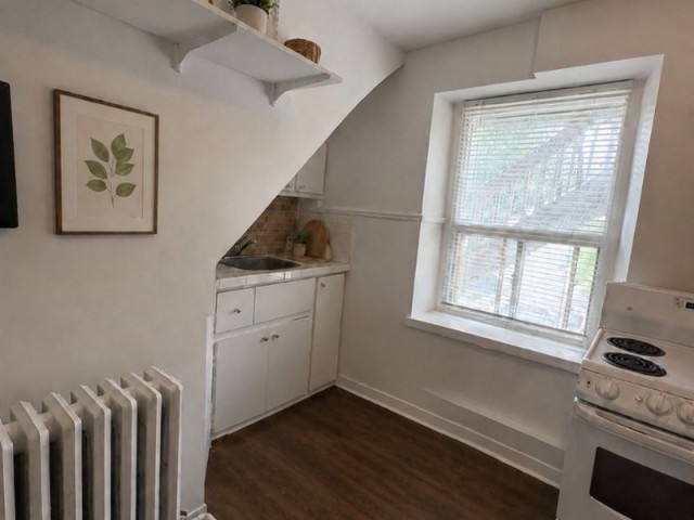 Waterloo Apartment Studio $1,600/month. Apartment for rent in Waterloo
