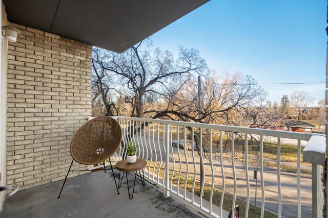 Calgary Apartment 1 b. $1,520/month. Apartment for rent in Calgary