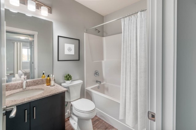 Edmonton Apartment 2 b. $1,895/month. Apartment for rent in Edmonton