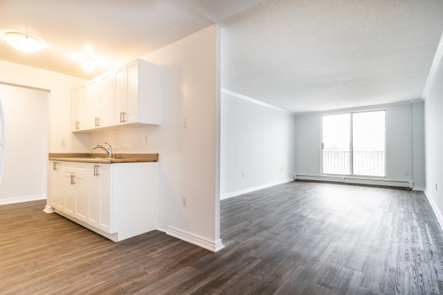 London Apartment 1 b. $1,300/month. Apartment for rent in London