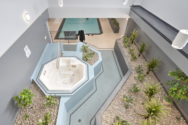 Quartier latin and south-central Apartment 1 b. $1,630/month. Apartment for rent in Quartier latin and south-central