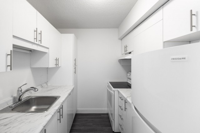 Quartier latin and south-central Apartment 1 b. $1,630/month. Apartment for rent in Quartier latin and south-central