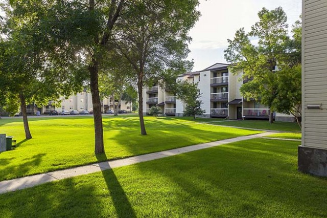 Regina Apartment 2 b. $1,525/month. Apartment for rent in Regina