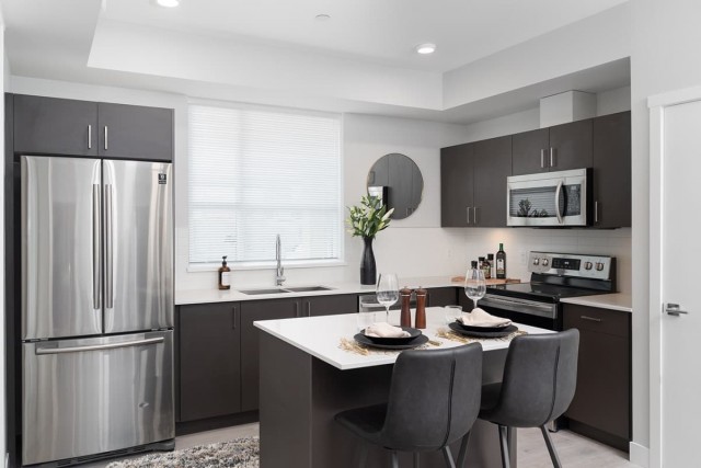 Kelowna Apartment 1 b. $1,900/month. Apartment for rent in Kelowna