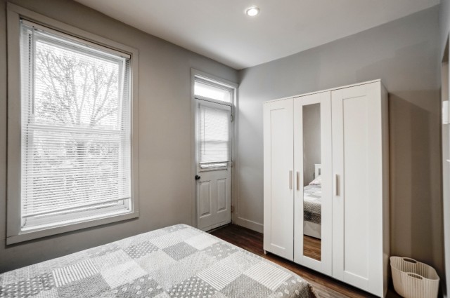 Plateau Mont-Royal  1 b. $53/day. Apartment for rent in Plateau Mont-Royal