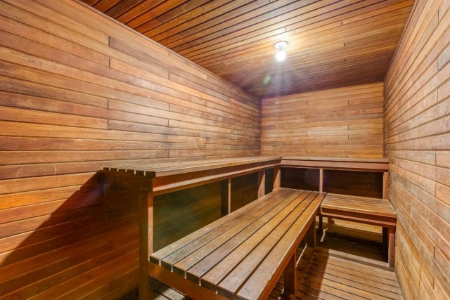 Calgary Apartment 2 b. $1,550/month. Apartment for rent in Calgary