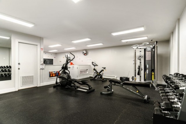 Calgary Apartment Studio $1,250/month. Apartment for rent in Calgary