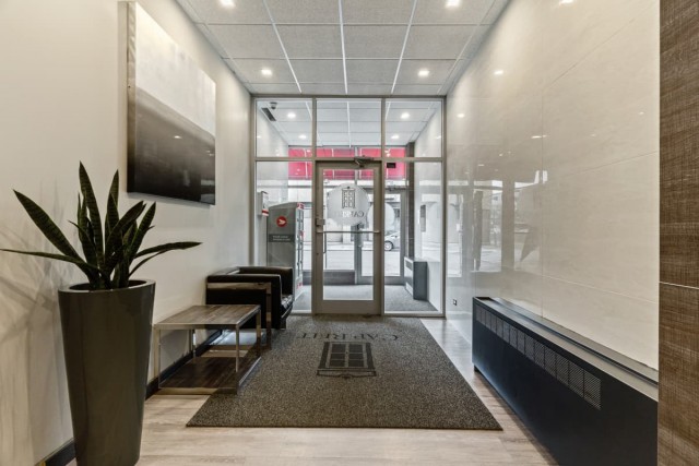 Calgary Apartment Studio $1,250/month. Apartment for rent in Calgary