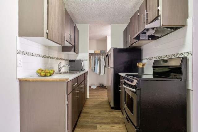 Calgary Apartment 2 b. $1,560/month. Apartment for rent in Calgary