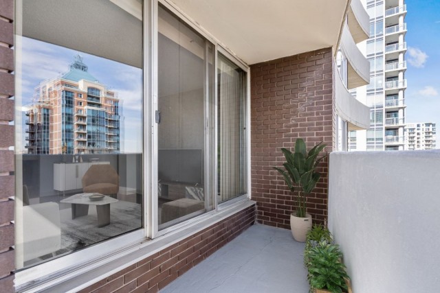 Calgary Apartment 2 b. $1,560/month. Apartment for rent in Calgary