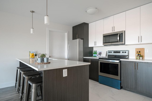 Dartmouth Apartment 2-3 b. $2,795/month. Apartment for rent in Dartmouth