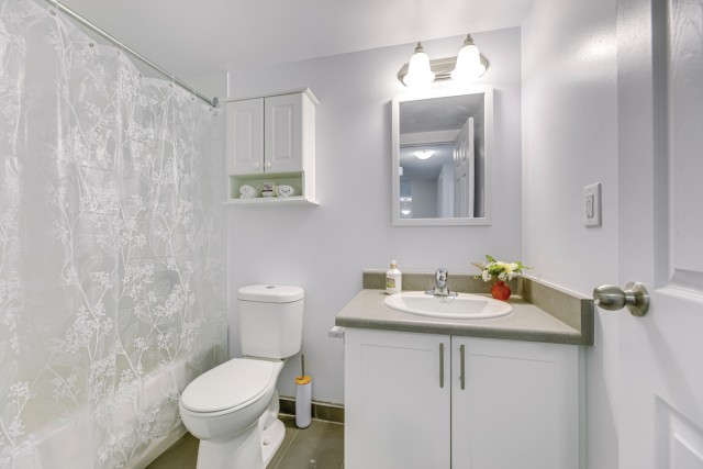 Brampton Apartment 1 b. $1,940/month. Apartment for rent in Brampton