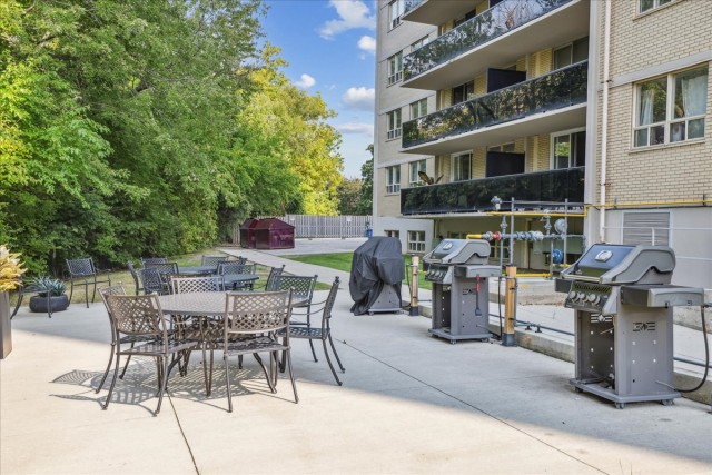 Hamilton Apartment 2 b. $2,240/month. Apartment for rent in Hamilton