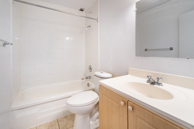 London Apartment 1 b. $1,390/month. Apartment for rent in London