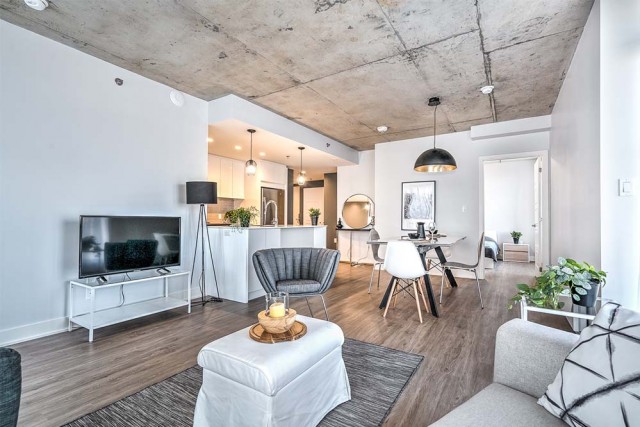 Brossard Apartment 2 b. $2,095/month. Apartment for rent in Brossard