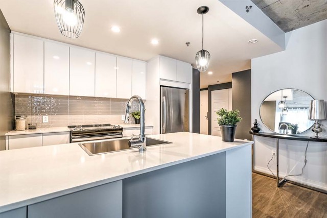 Brossard Apartment 2 b. $2,095/month. Apartment for rent in Brossard